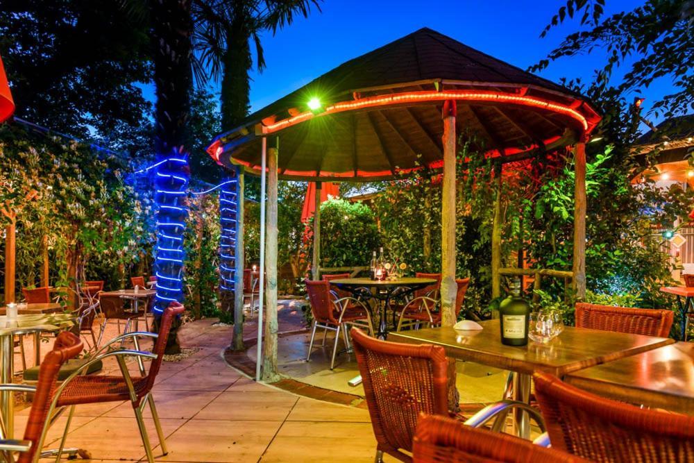 Atipyc Hotel Marssac-sur-Tarn Esterno foto